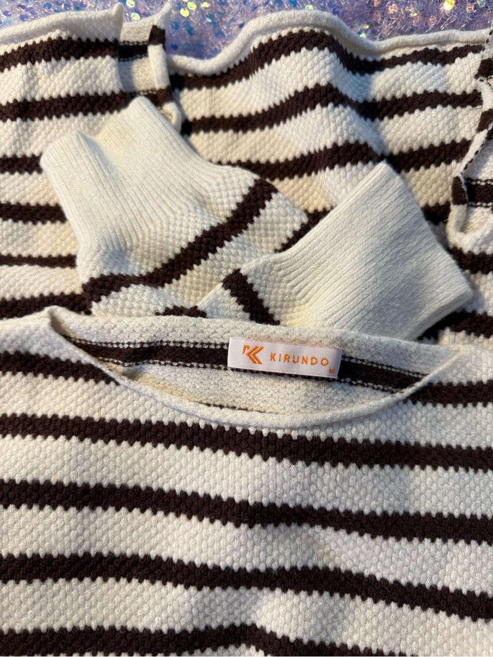 57-Striped Long Sleeve Women’s Knit Top - White & Brown - Picture 4 of 4